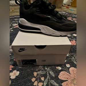 Nike Air Max 270 React